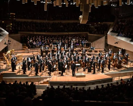 Schoenberg: Violin Concerto, Transfigured Night, Die Jakobsleiter Recording Review – A Fascinating and Remarkable Collection